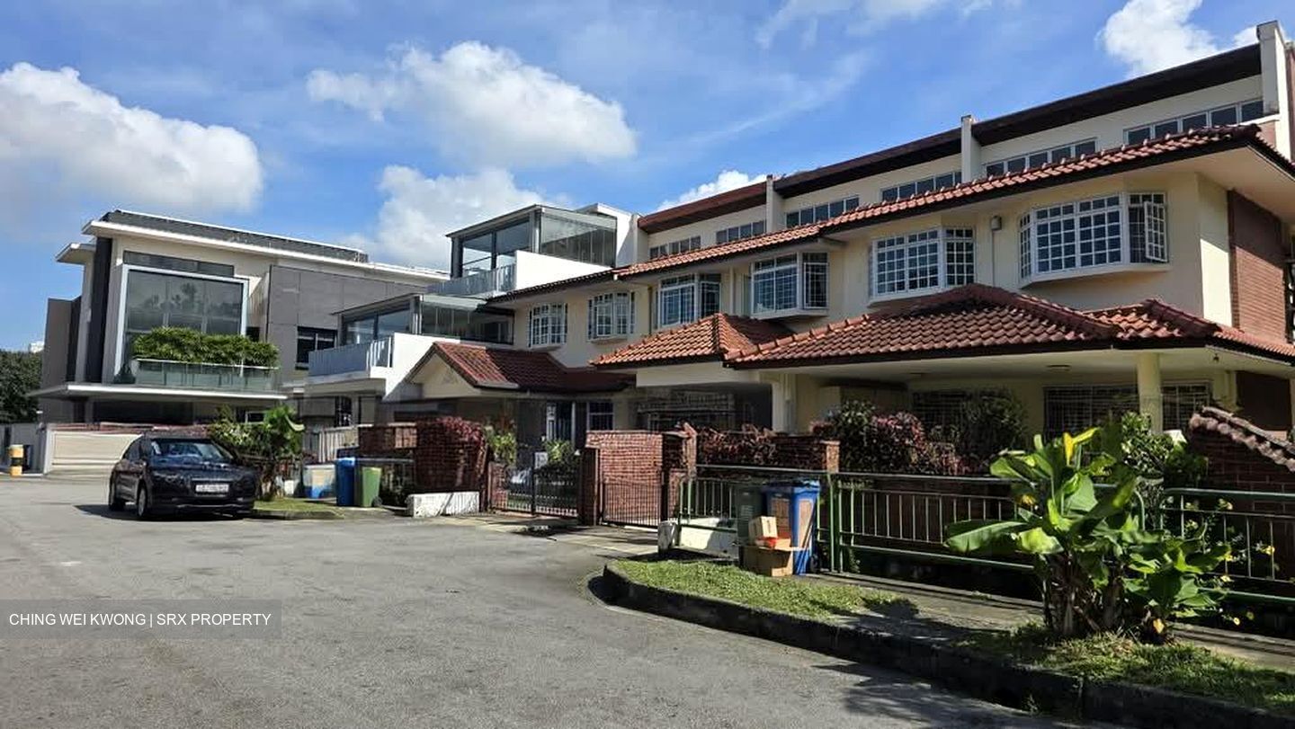 Golden Hill Estate (D20), Terrace #573685861